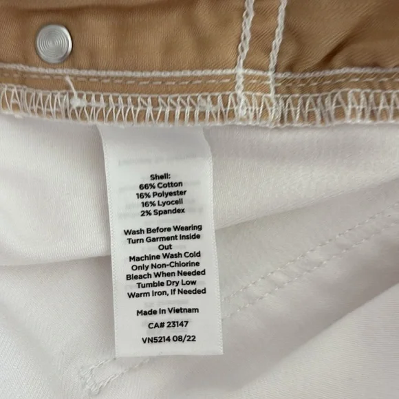 Talbots White Slim Ankle Jeans. Size 18W. Made with 2% Spandex.
